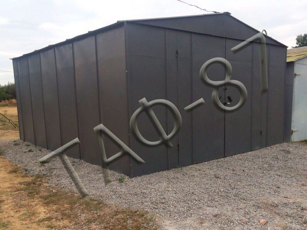 Металевий гараж